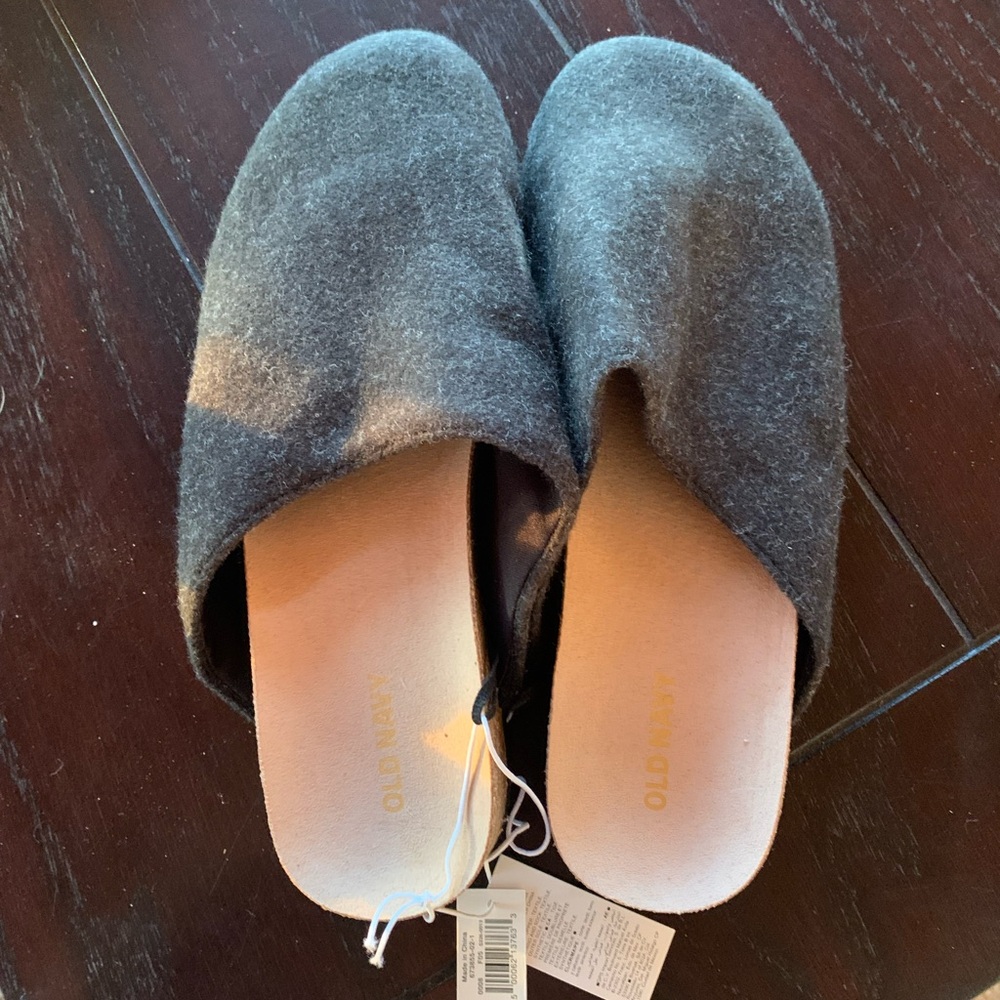 Women’s wool clog